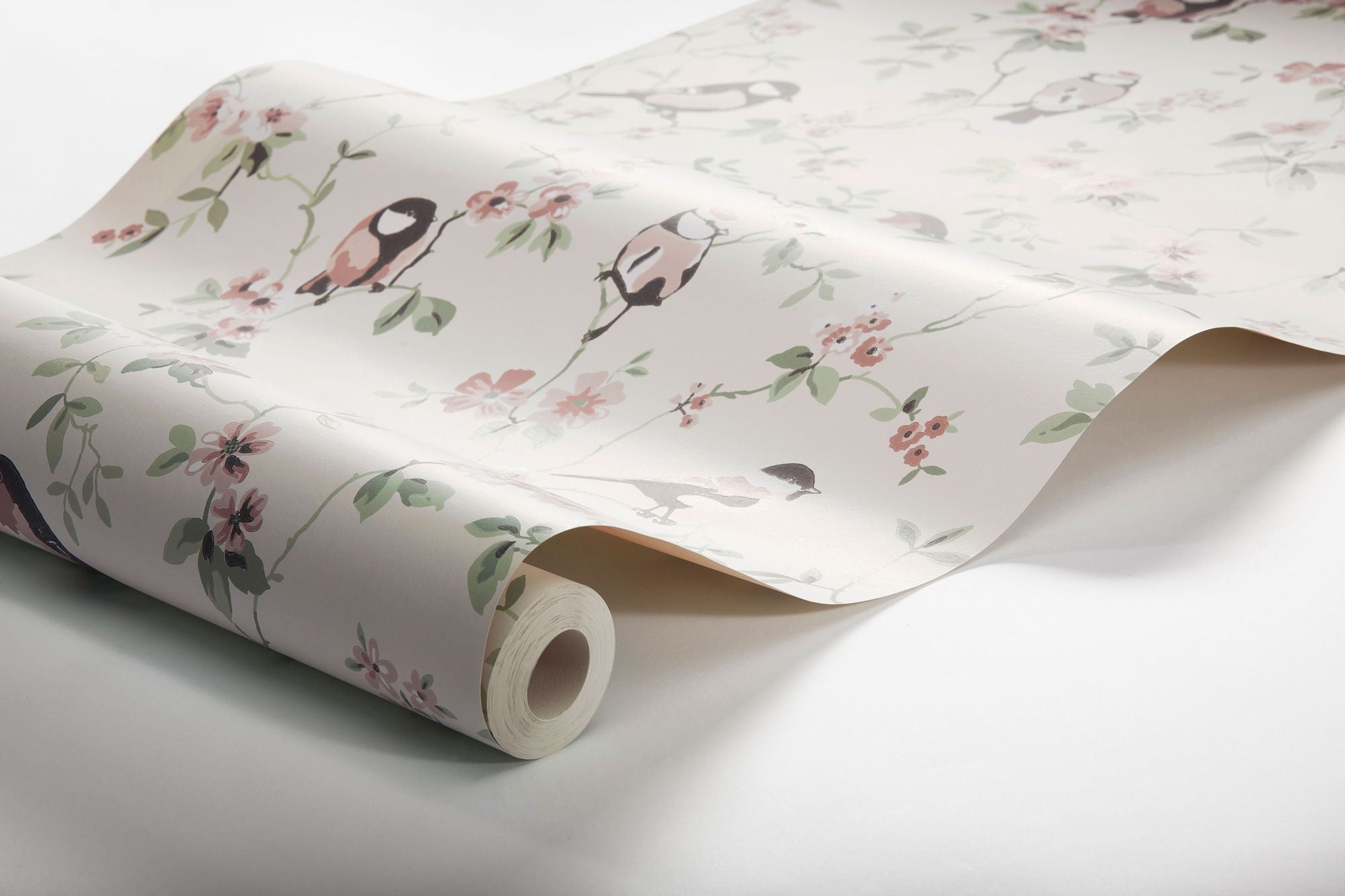 7682 Falsterbo Birds Multicoloured Falsterbo III Wallpaper by Boråstapeter