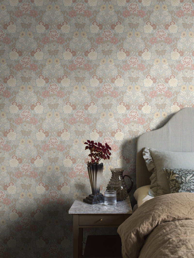 7692 Dahlia Garden Multicoloured Falsterbo III Wallpaper by Boråstapeter