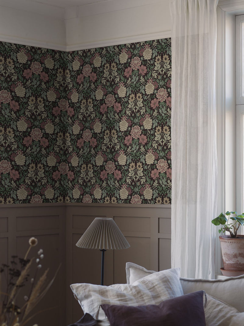 7694 Dahlia Garden Multicoloured Falsterbo III Wallpaper by Boråstapeter