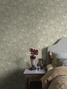 7763 Floral Tree Light Green and White Adorn Wallpaper by Boråstapeter