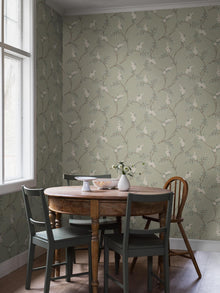7763 Floral Tree Light Green and White Adorn Wallpaper by Boråstapeter