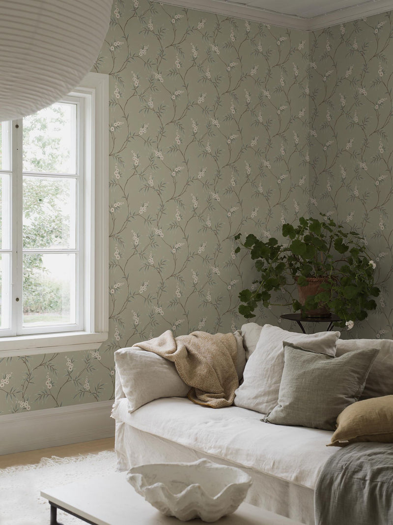 7763 Floral Tree Light Green and White Adorn Wallpaper by Boråstapeter