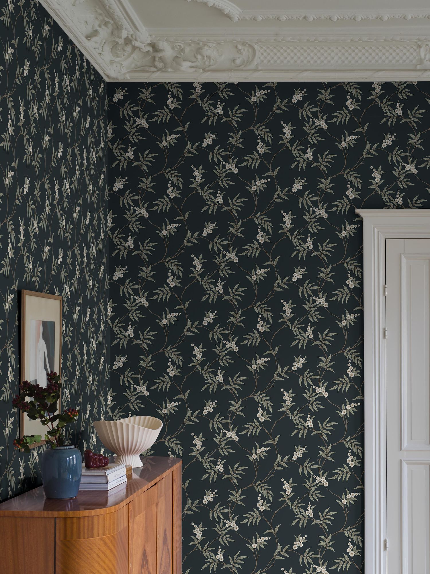 7765 Floral Tree Black and Green Adorn Wallpaper by Boråstapeter