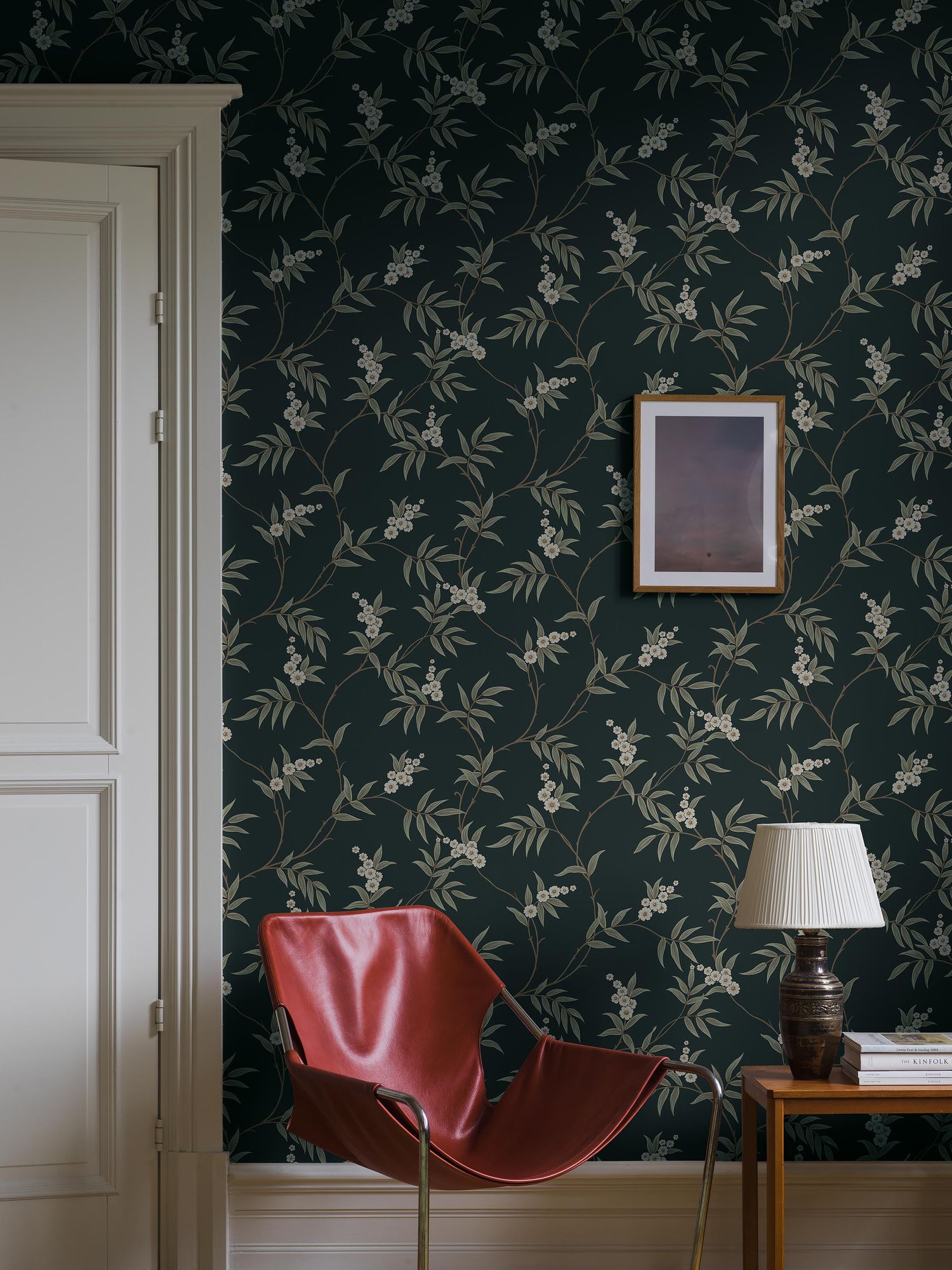 7765 Floral Tree Black and Green Adorn Wallpaper by Boråstapeter