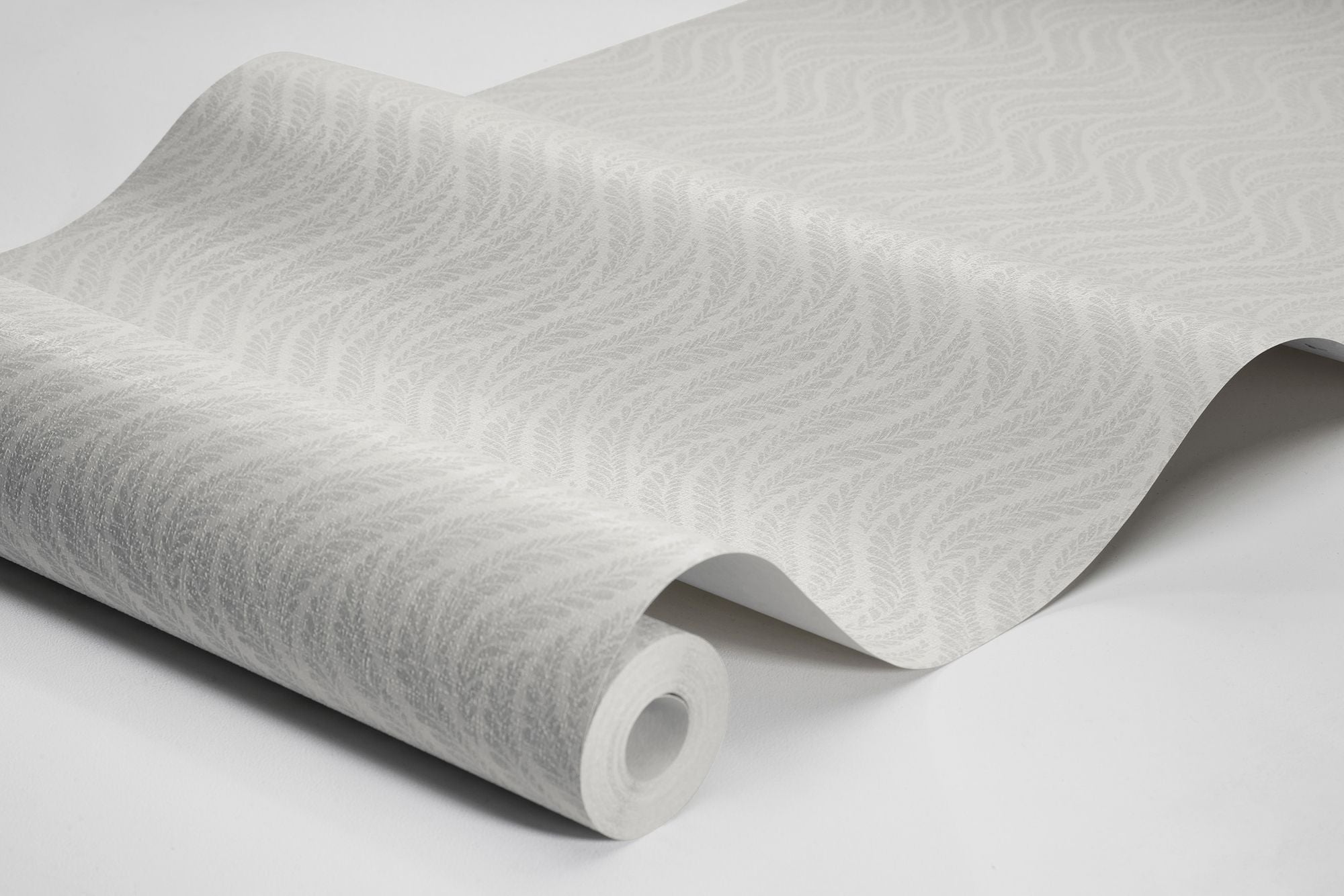 7771 Little Fern Light Grey and White Adorn Wallpaper by Boråstapeter
