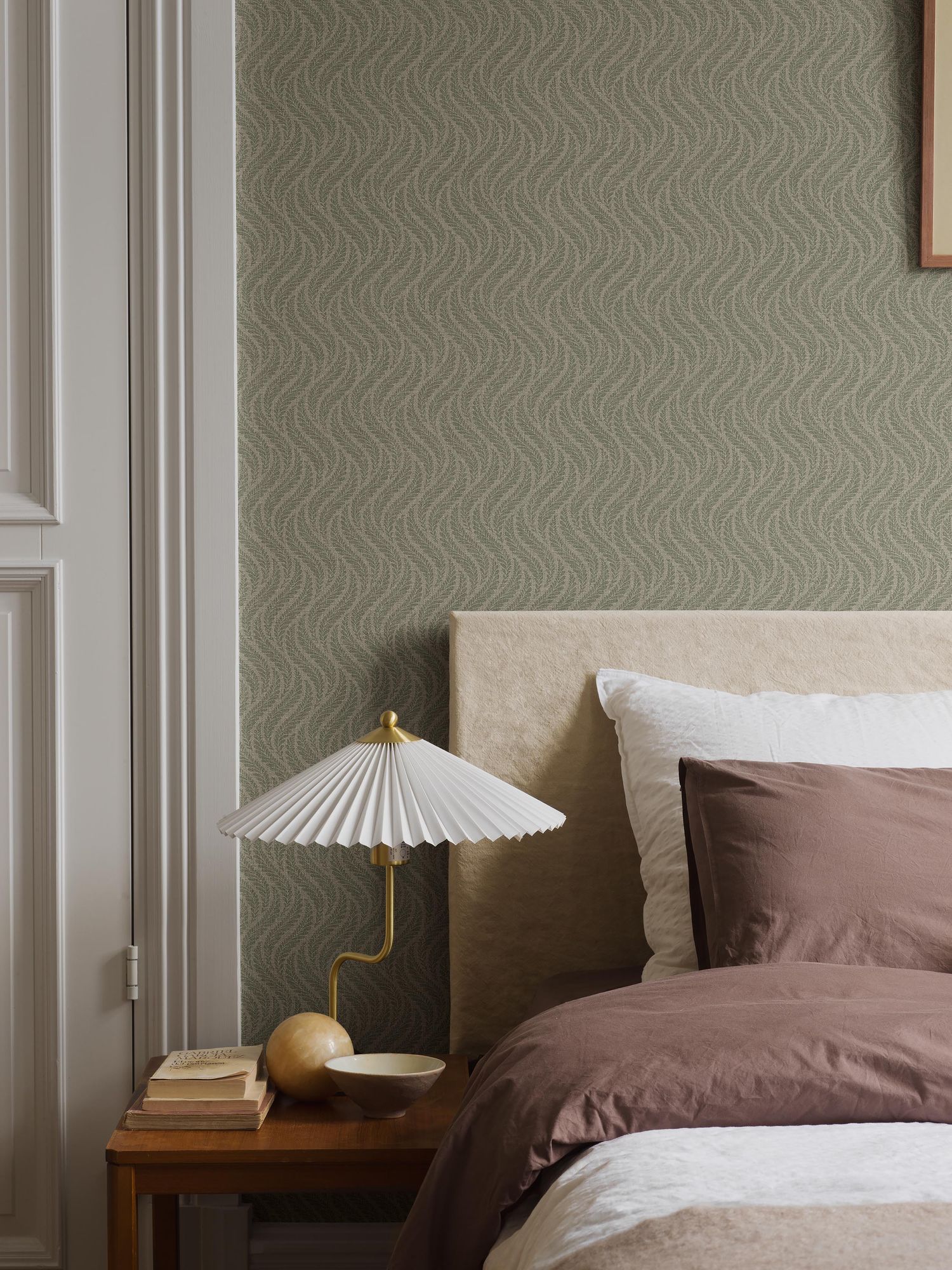 7772 Little Fern Dark Green Adorn Wallpaper by Boråstapeter