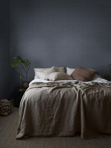 7773 Little Fern Dark Blue Adorn Wallpaper by Boråstapeter