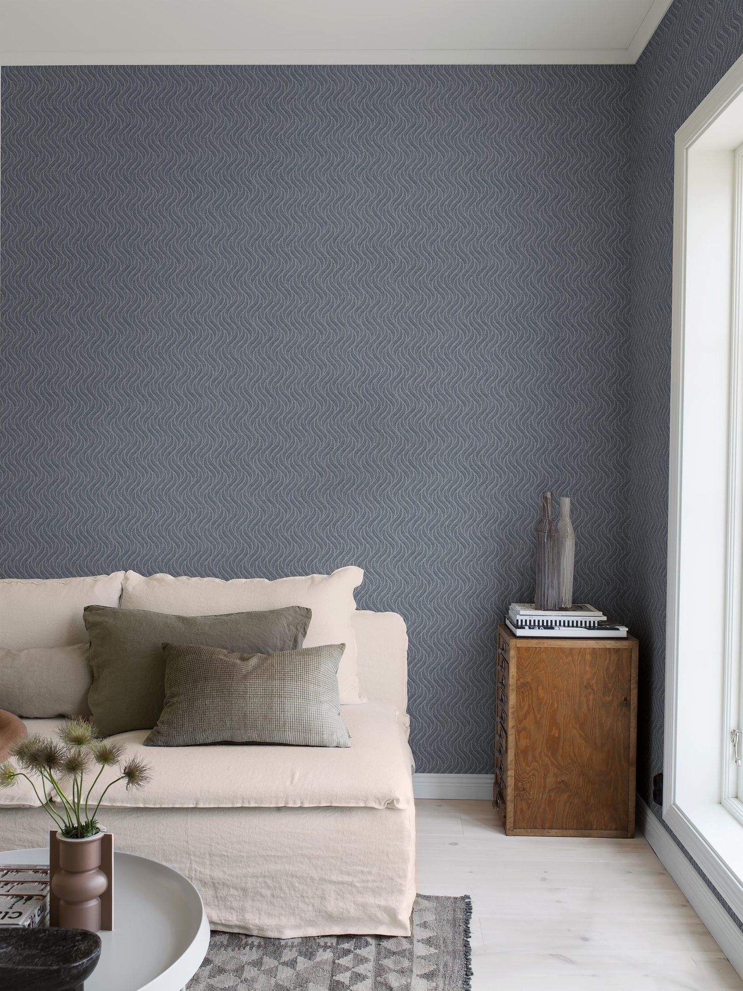 7773 Little Fern Dark Blue Adorn Wallpaper by Boråstapeter