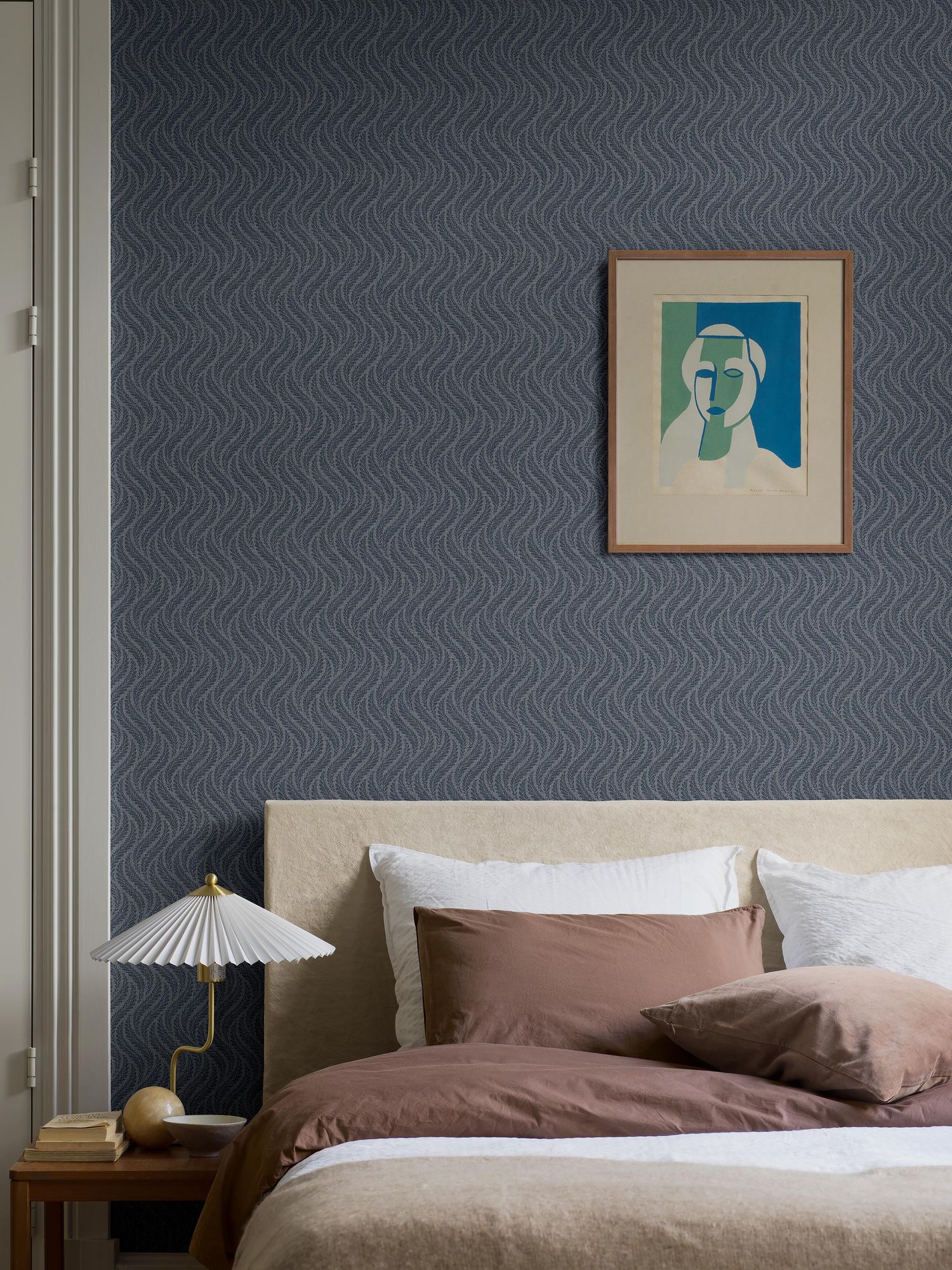 7773 Little Fern Dark Blue Adorn Wallpaper by Boråstapeter