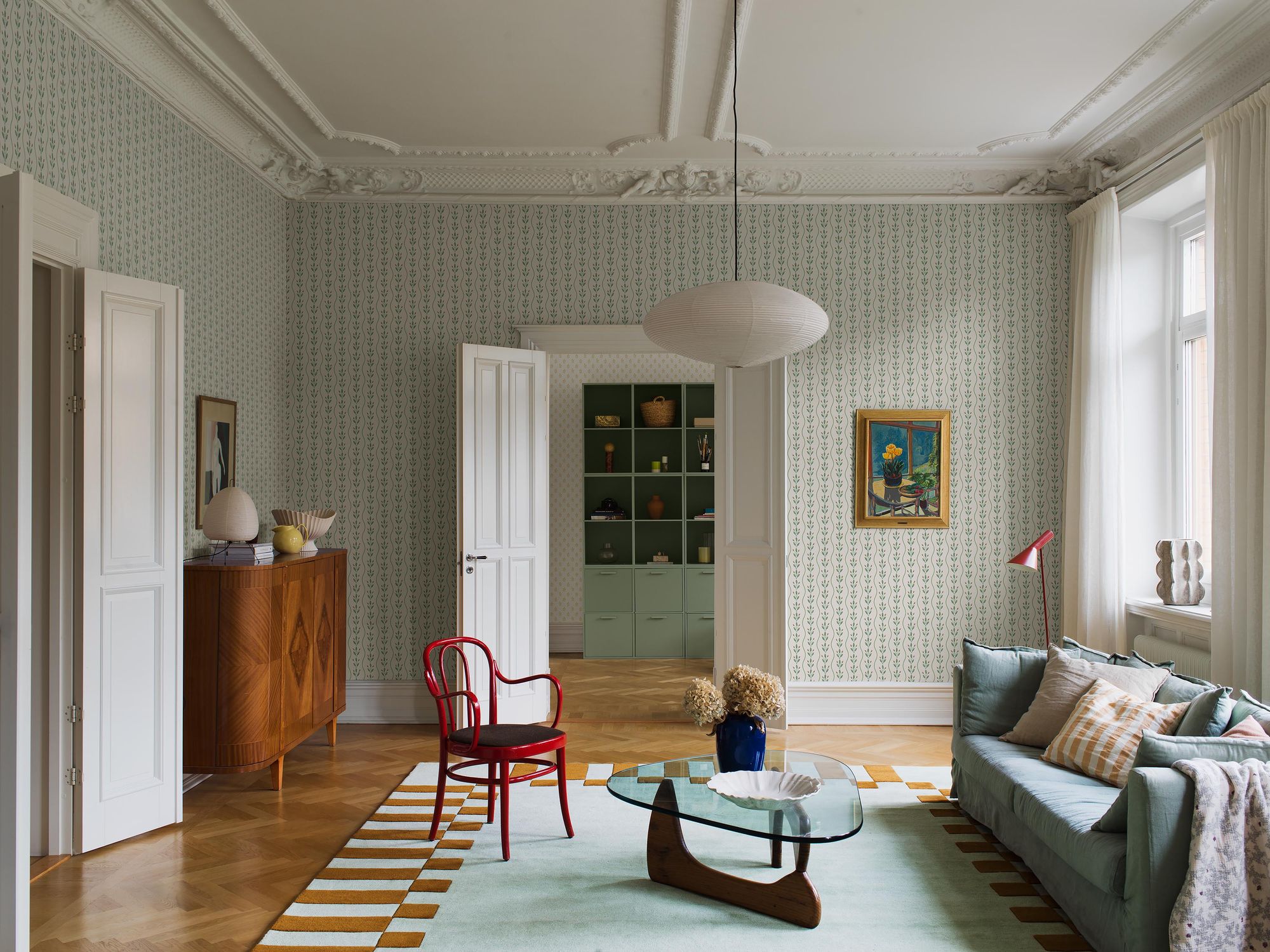 7778 Flower Buds Light Green and White Adorn Wallpaper by Boråstapeter