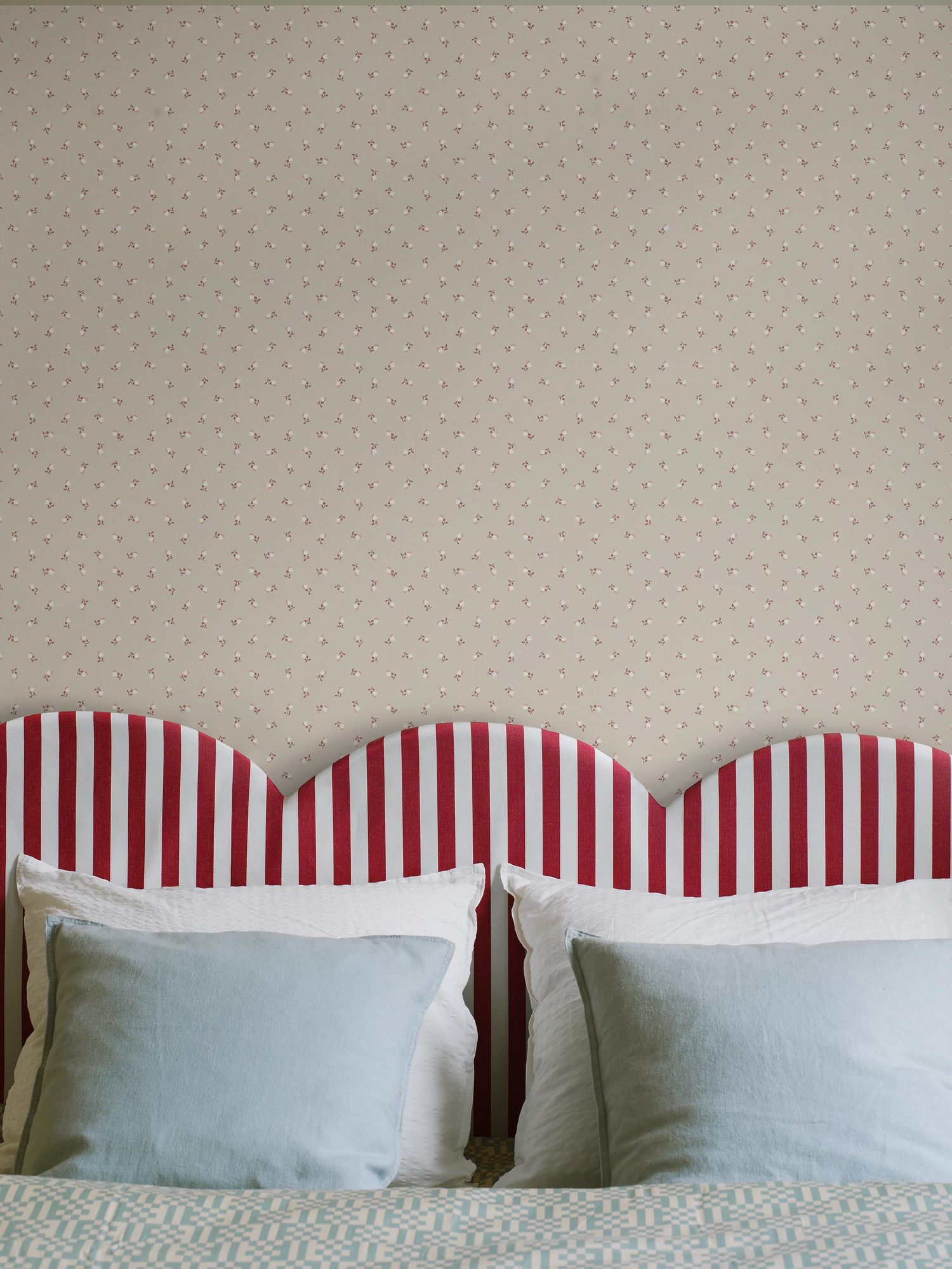 7780 Petite Chérie Light Beige and Red Adorn Wallpaper by Boråstapeter
