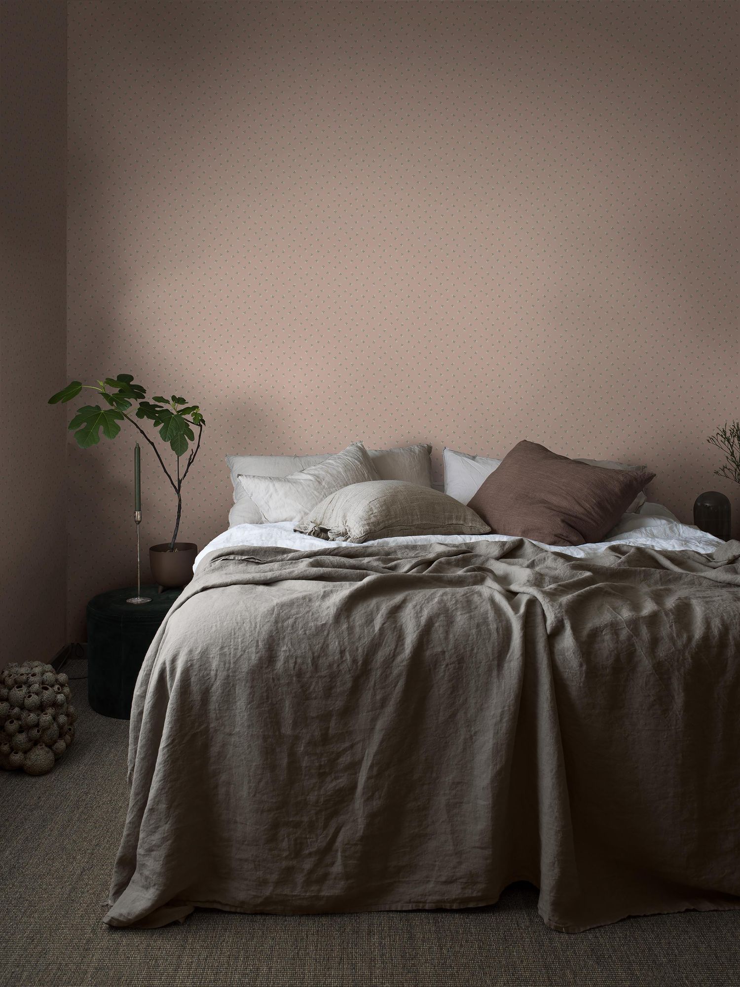 7781 Petite Chérie Light Pink and Green Adorn Wallpaper by Boråstapeter