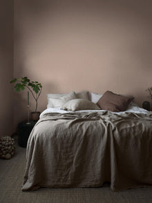 7781 Petite Chérie Light Pink and Green Adorn Wallpaper by Boråstapeter