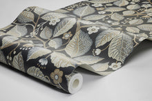 7786 Elm Tree Black Adorn Wallpaper by Boråstapeter