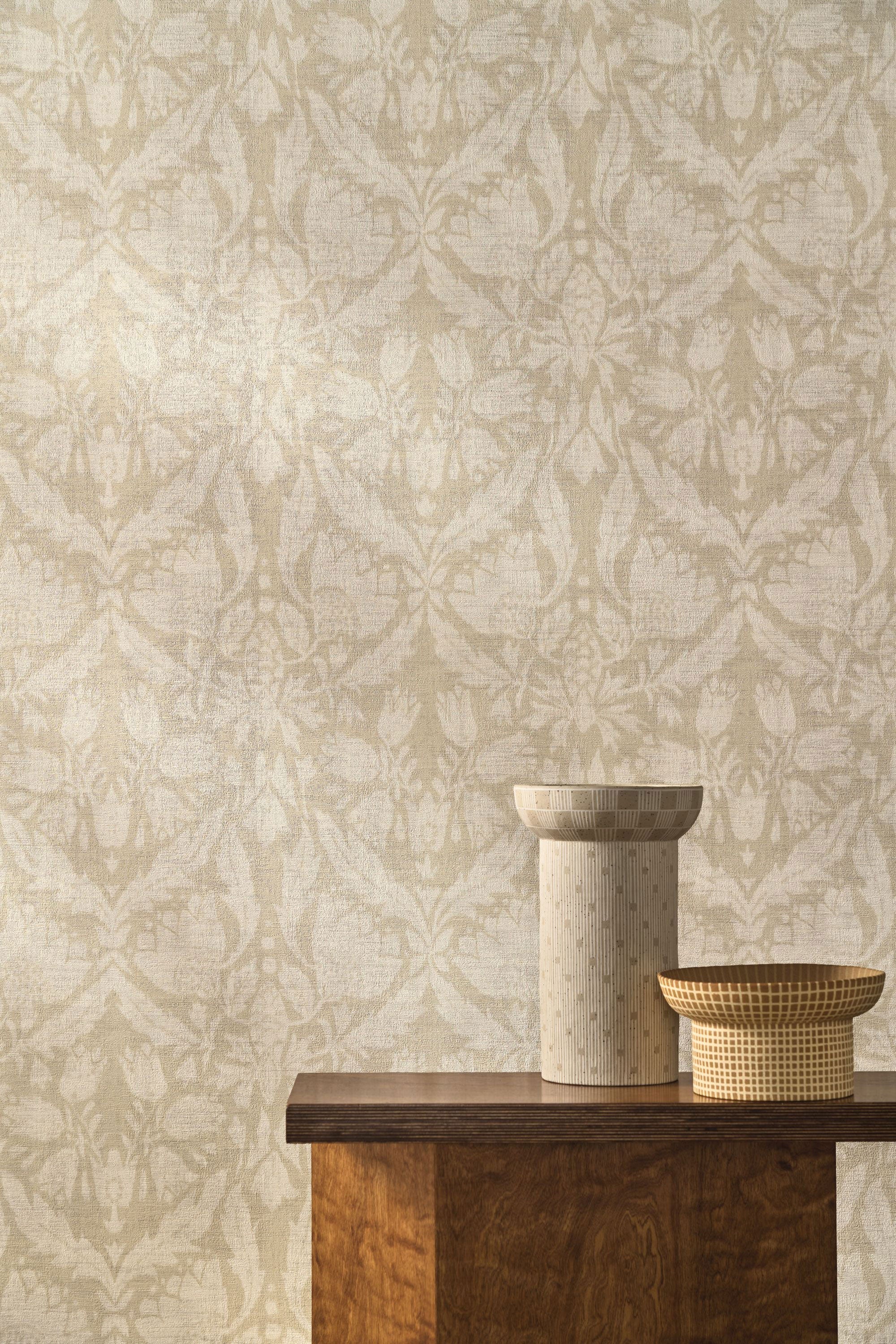 Neria Grège Le Velours 3 Wallpaper by Casamance