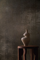 Irisor Noir/Doré Le Velours 3 Wallpaper by Casamance
