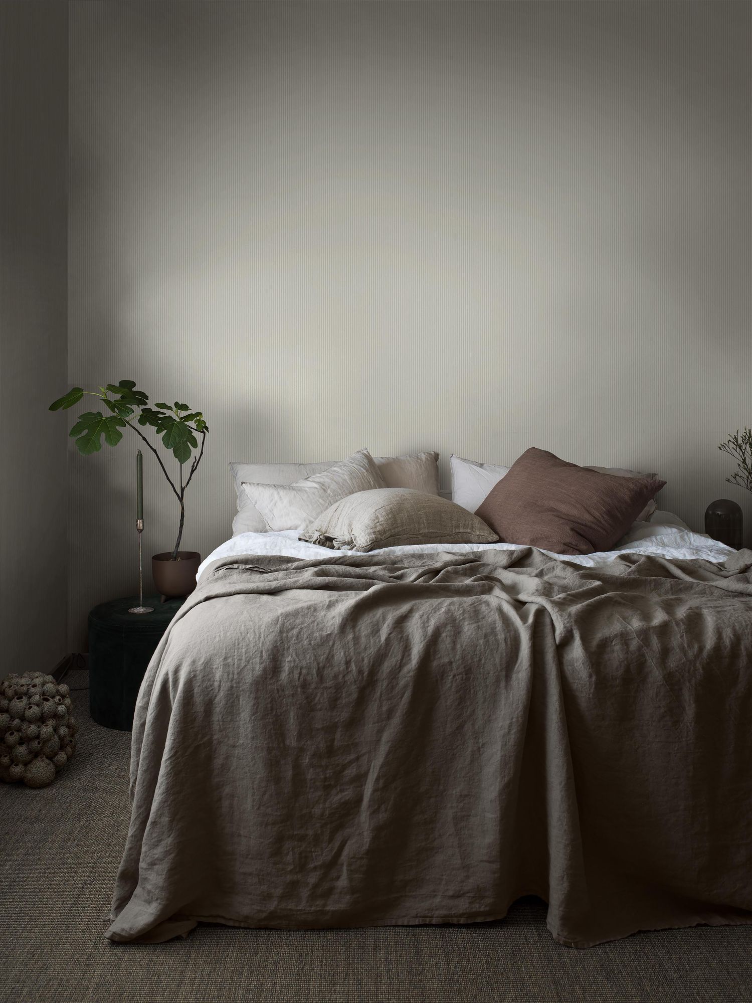 7864 Polka Stripe Light Green and White Linen Wallpaper by Boråstapeter