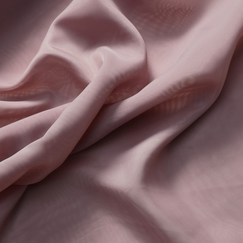 7895/259 Spotlight Dusky Rose Fabric by Prestigious Textiles