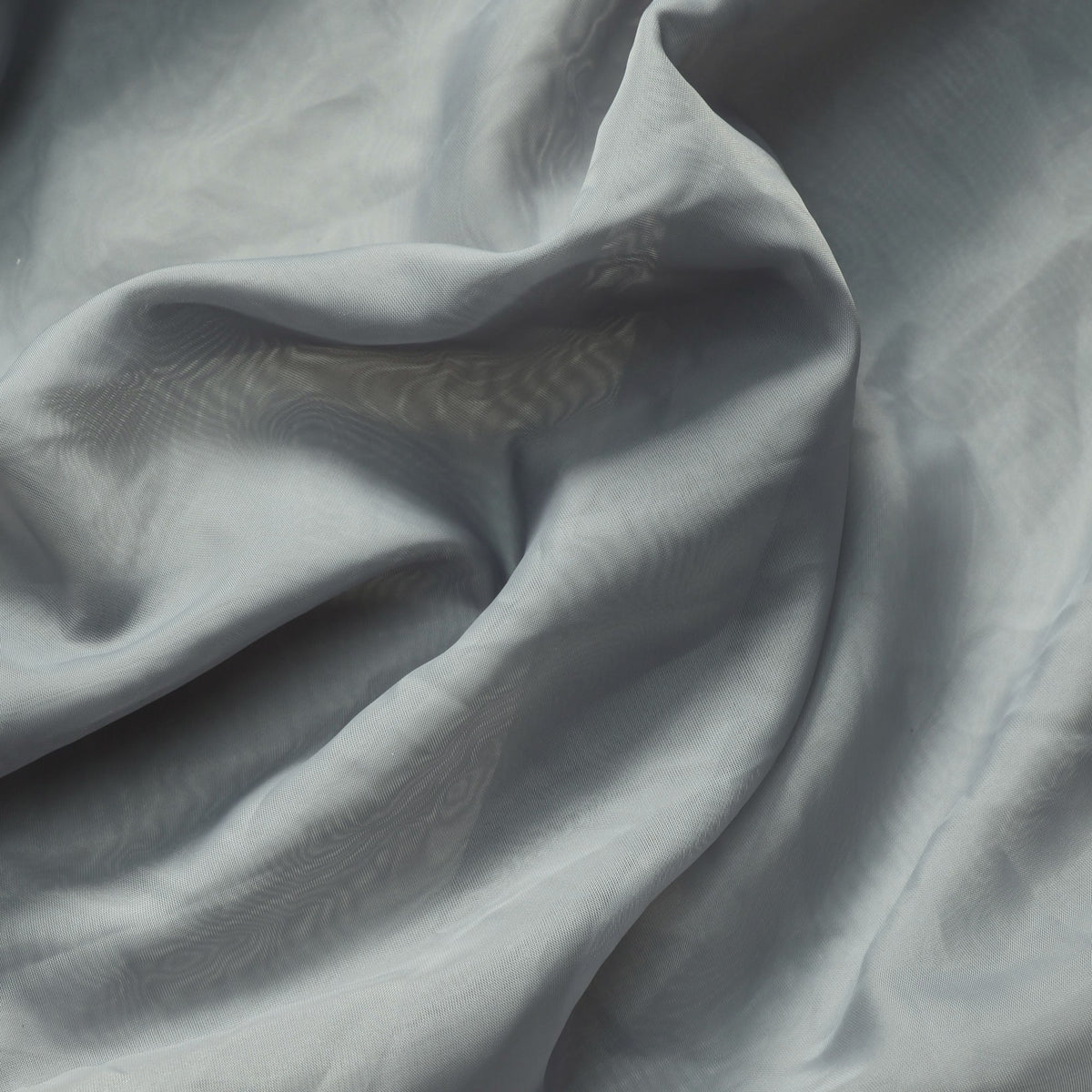 7895/942 Spotlight Elephant Fabric by Prestigious Textiles