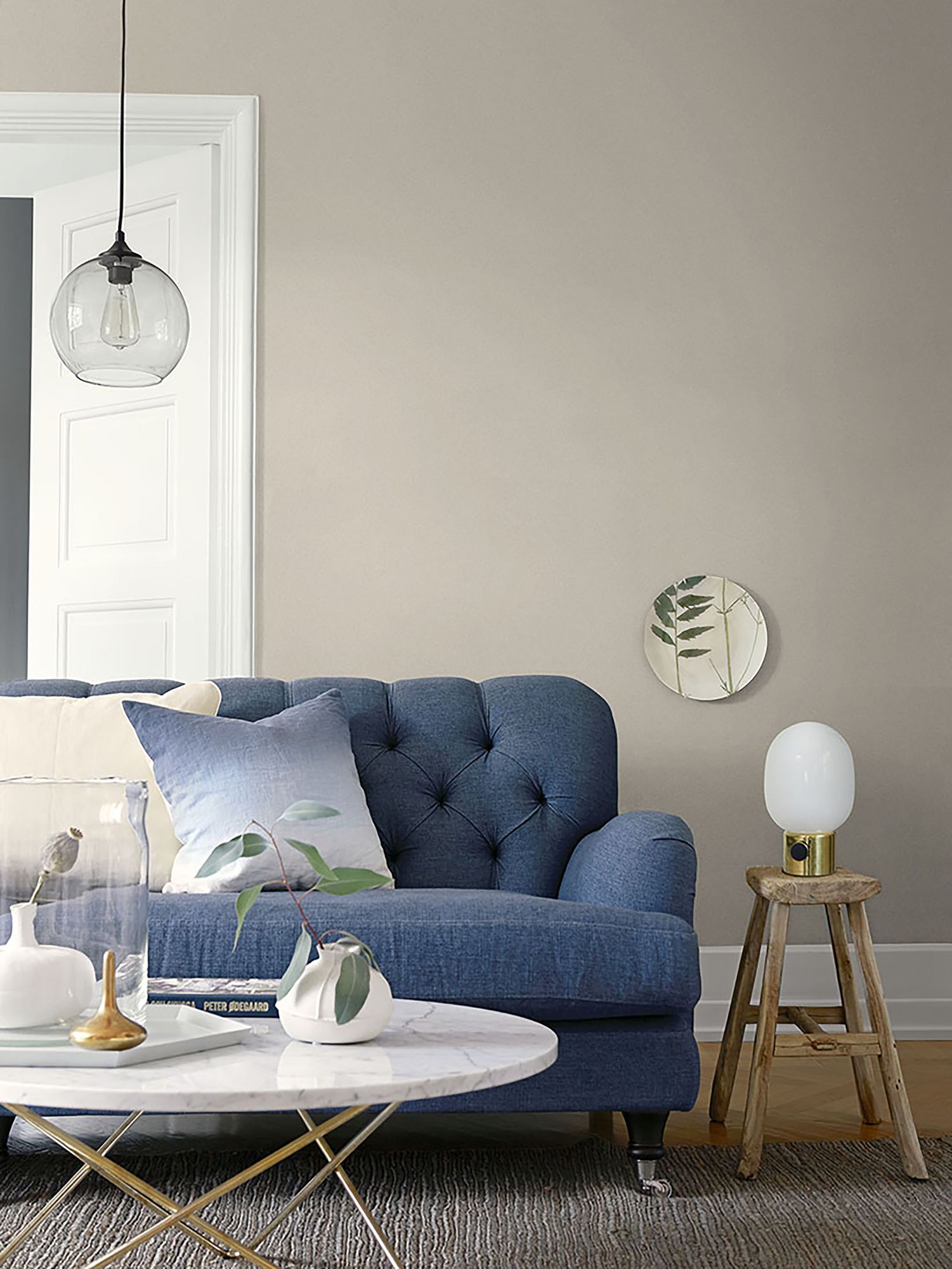7975 Asparagus Creme Wallpaper by Boråstapeter