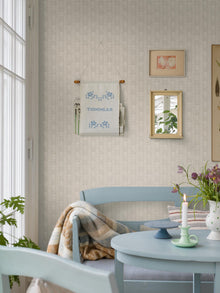 8053 Nejlikerand Light Grey Anno II Wallpaper by Boråstapeter