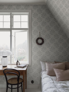 8058 Tengbergska Light Grey Anno II Wallpaper by Boråstapeter