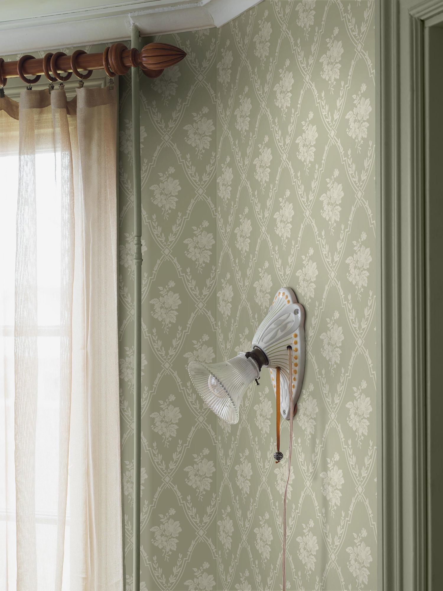 8059 Västigårn Light Green Anno II Wallpaper by Boråstapeter