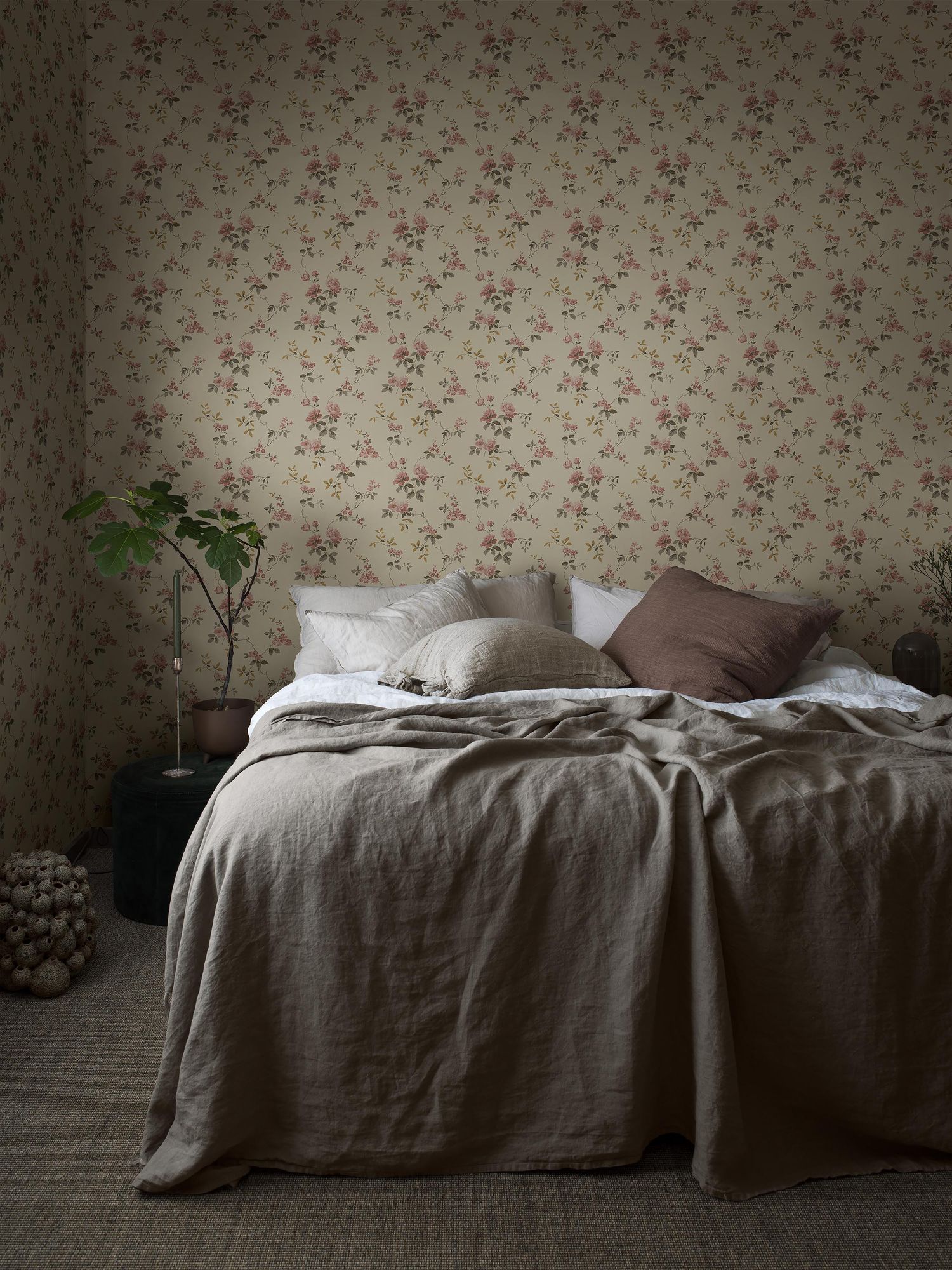 8084 Värmdö Light Beige Anno II Wallpaper by Boråstapeter