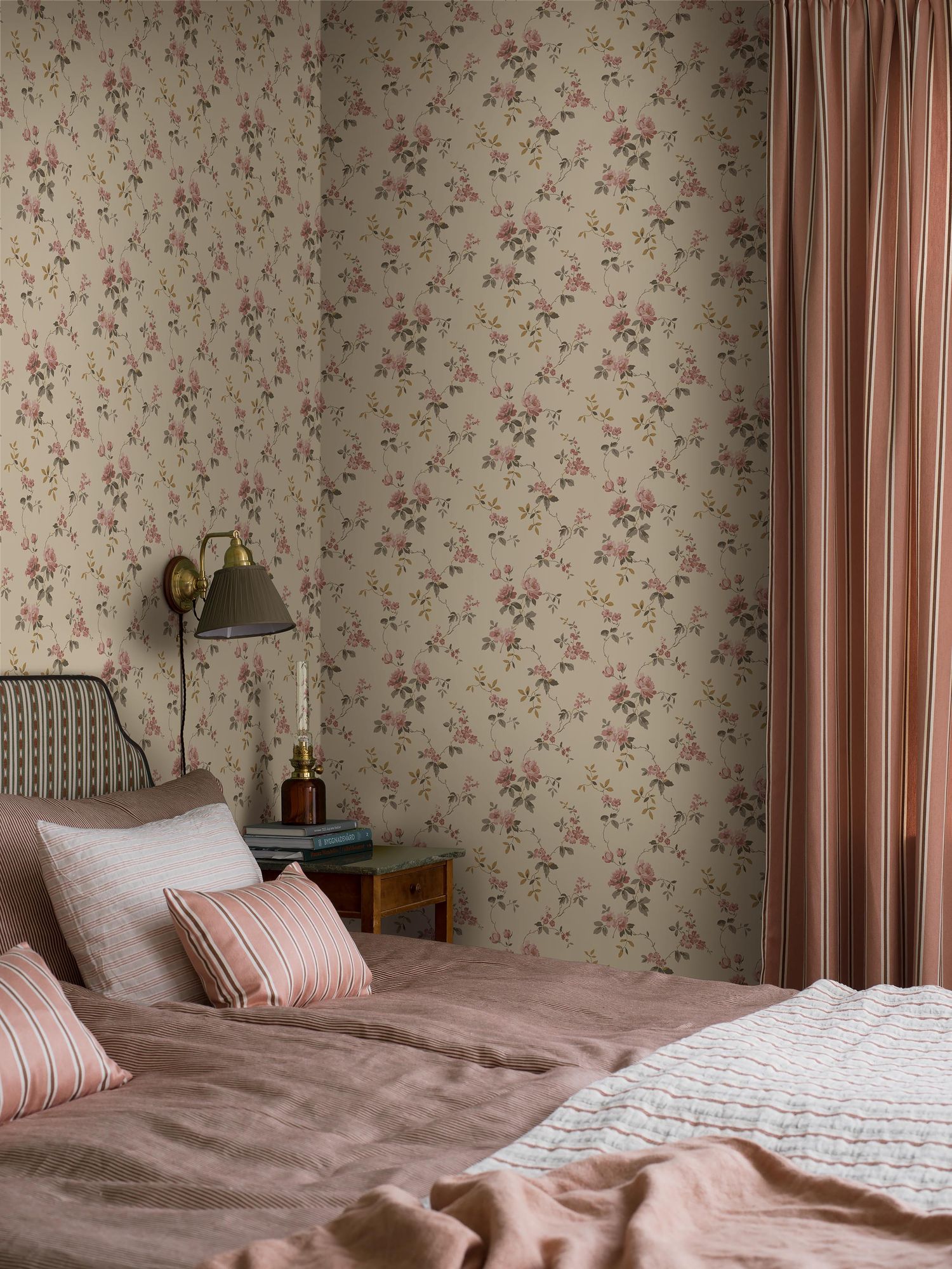 8084 Värmdö Light Beige Anno II Wallpaper by Boråstapeter
