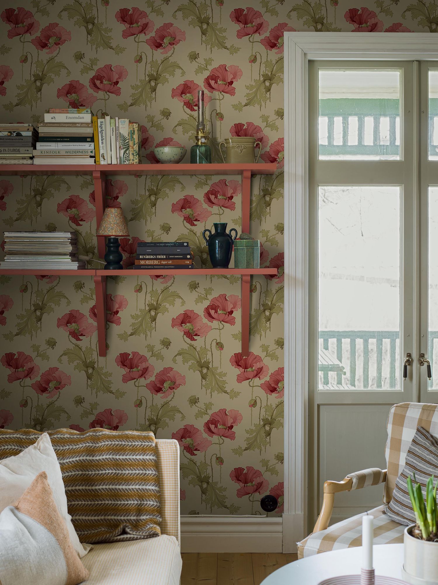 8090 Vallmo Red and Yellow Wallpaper by Boråstapeter