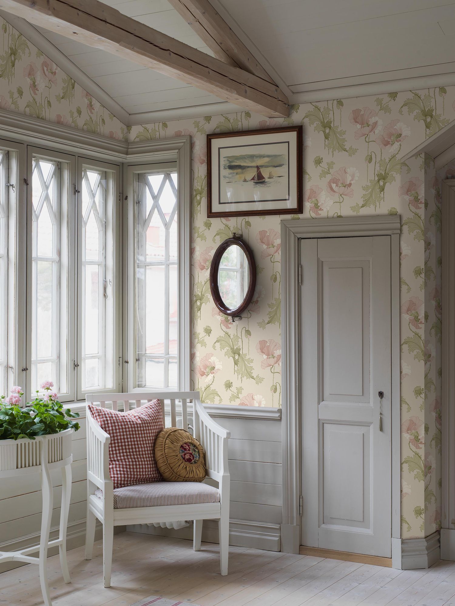 8093 Vallmo Pink and Beige Wallpaper by Boråstapeter