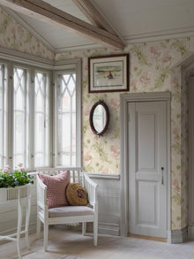 8093 Vallmo Pink and Beige Wallpaper by Boråstapeter