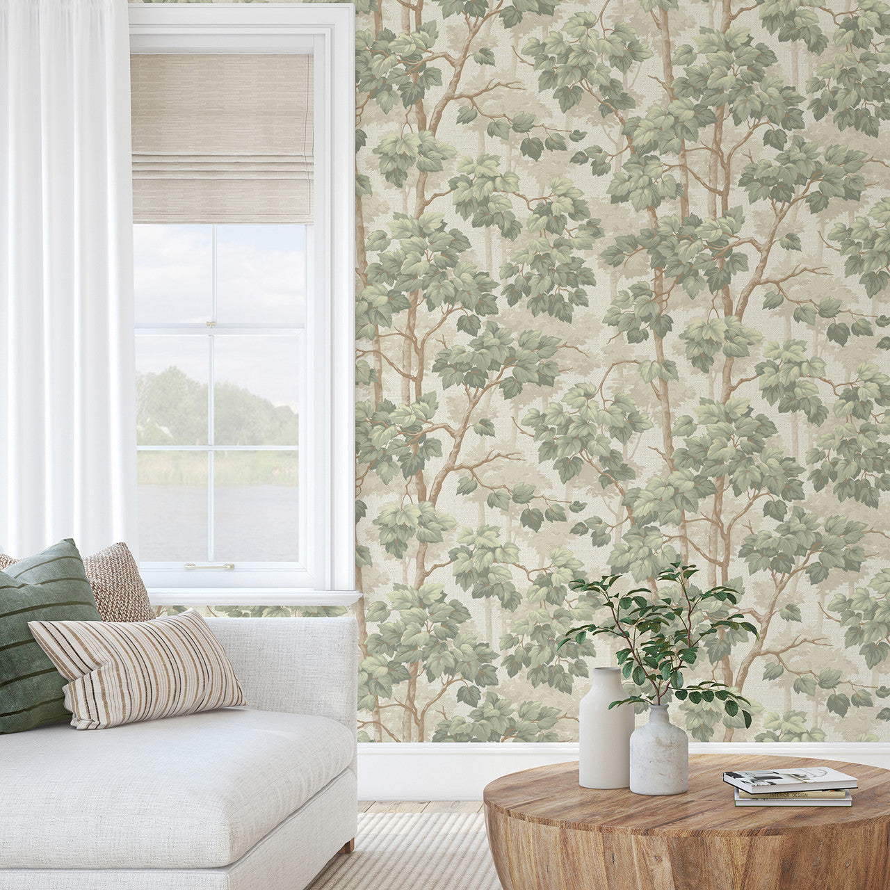 8115 Giorgio Tree Green Wallpaper by Belgravia