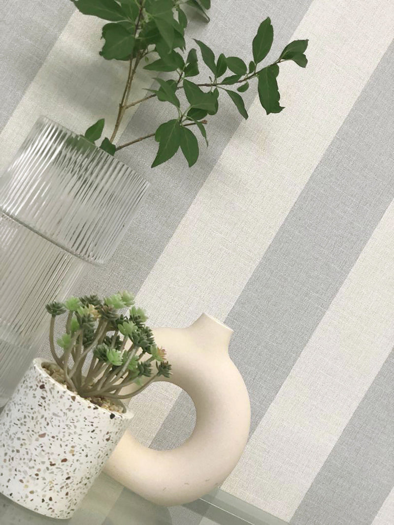 8120 Giorgio Stripe Soft Silver Wallpaper by Belgravia