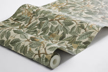 8141 Fairies Green Wallpaper by Boråstapeter