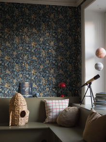 8142 Fairies Blue Wallpaper by Boråstapeter