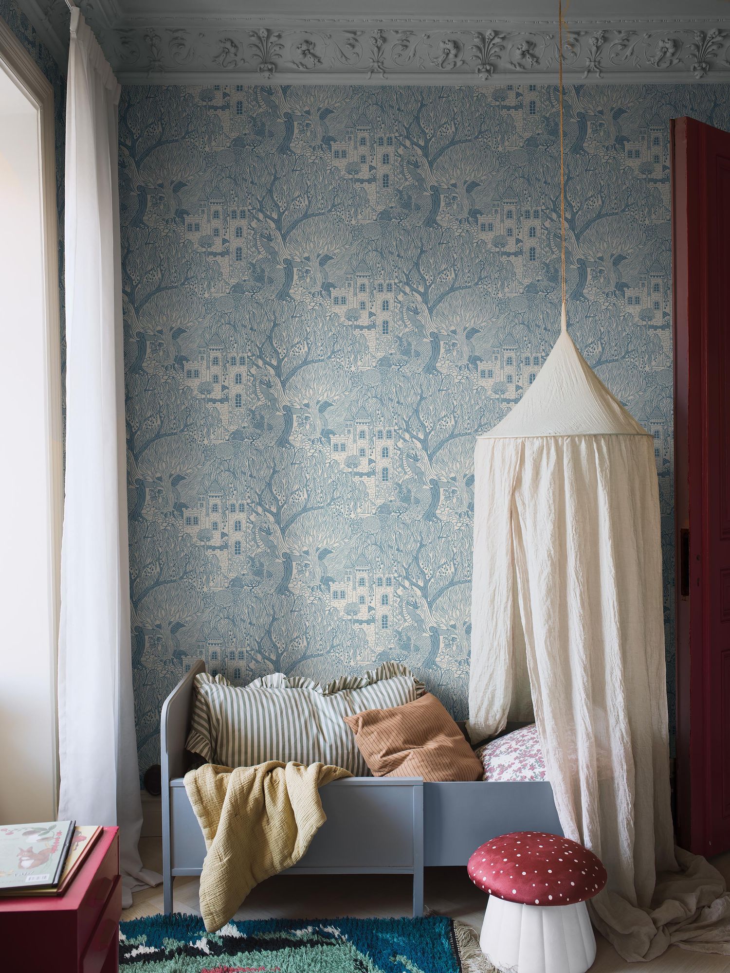 8147 Kingdom of the Willow Blue Wallpaper by Boråstapeter