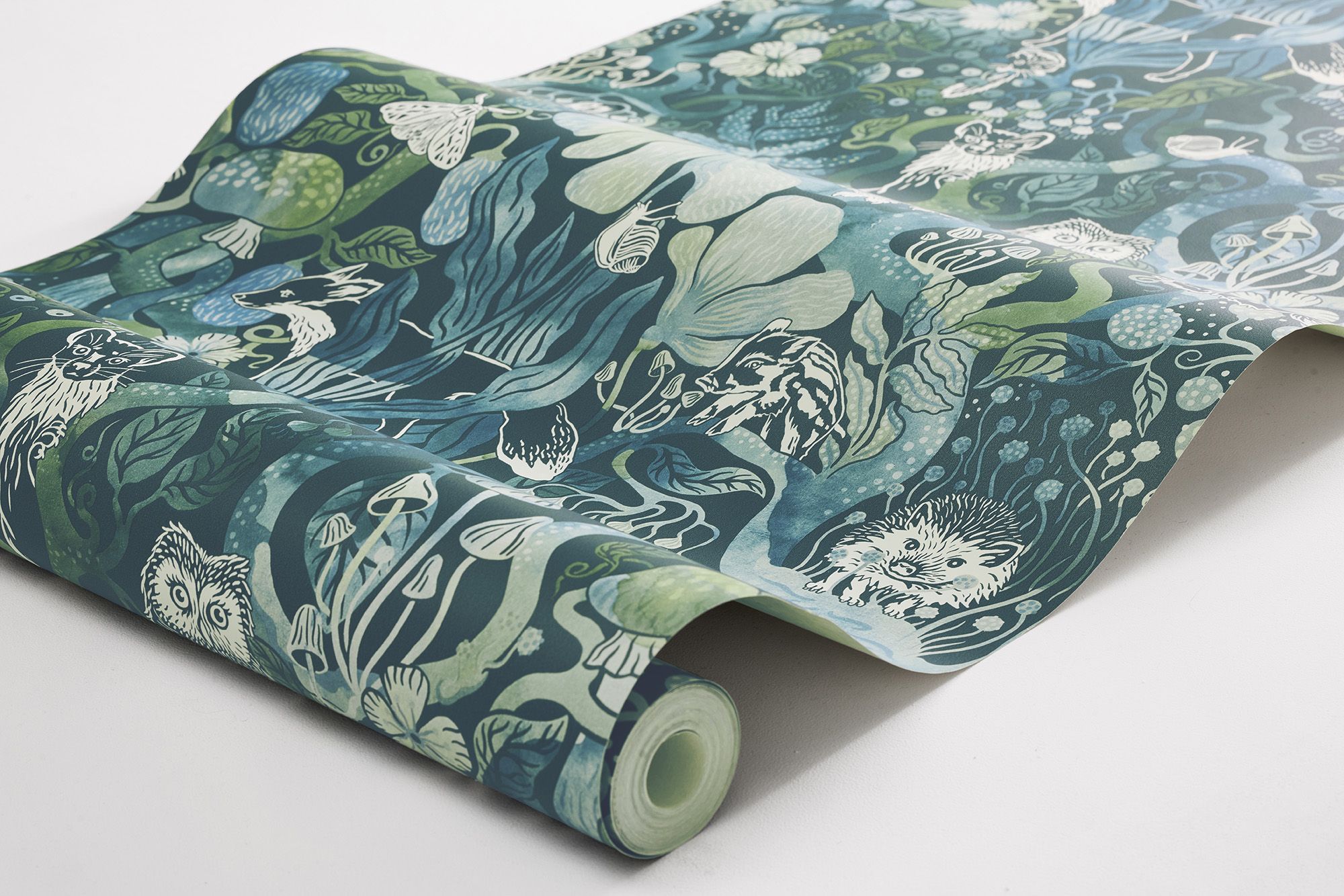 8149 Magic Woods Blue Wallpaper by Boråstapeter