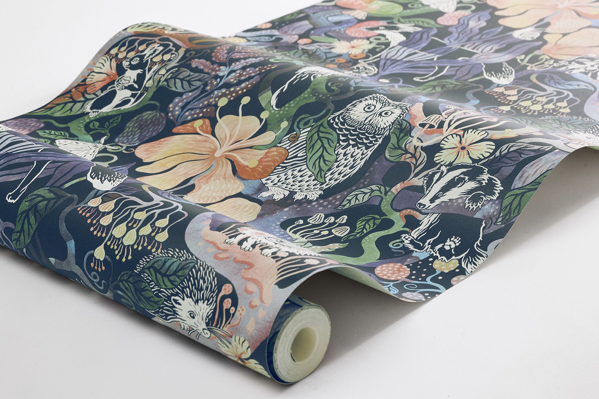 8150 Magic Woods Multi Wallpaper by Boråstapeter