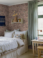 8162 Fenix Light Pink Charm Wallpaper by Boråstapeter