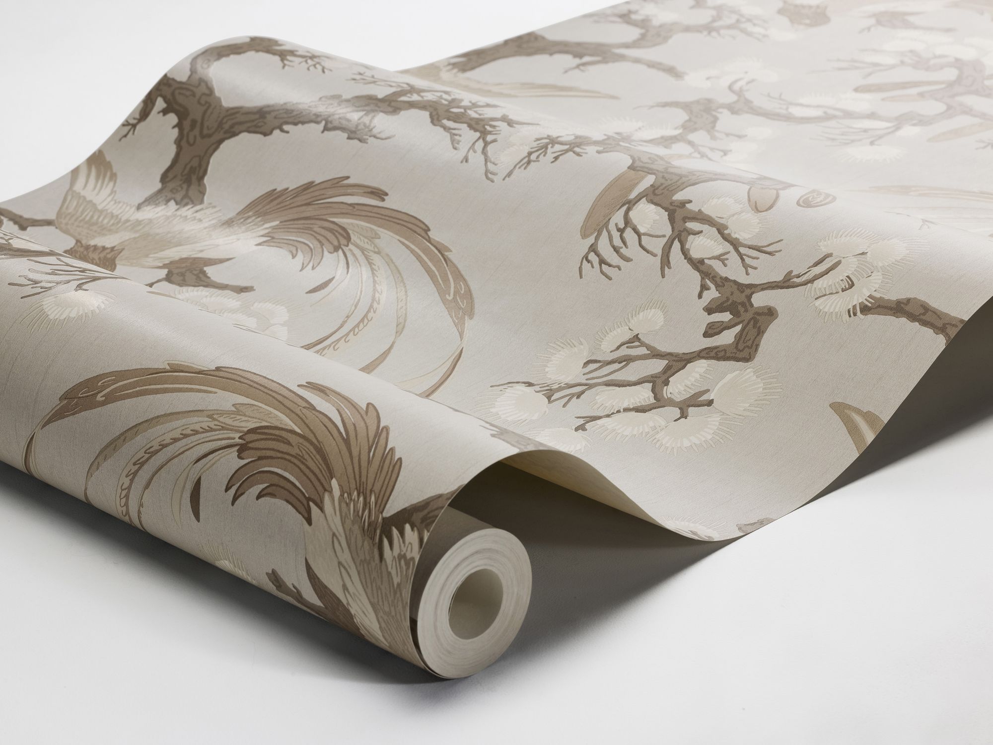 8163 Fenix Light Grey Charm Wallpaper by Boråstapeter