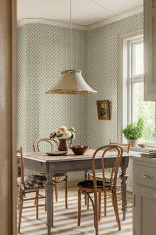8165 Sibylla Light Green Charm Wallpaper by Boråstapeter