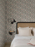 8171 Delilah Light Multi Charm Wallpaper by Boråstapeter