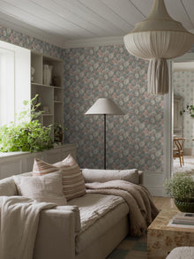 8171 Delilah Light Multi Charm Wallpaper by Boråstapeter