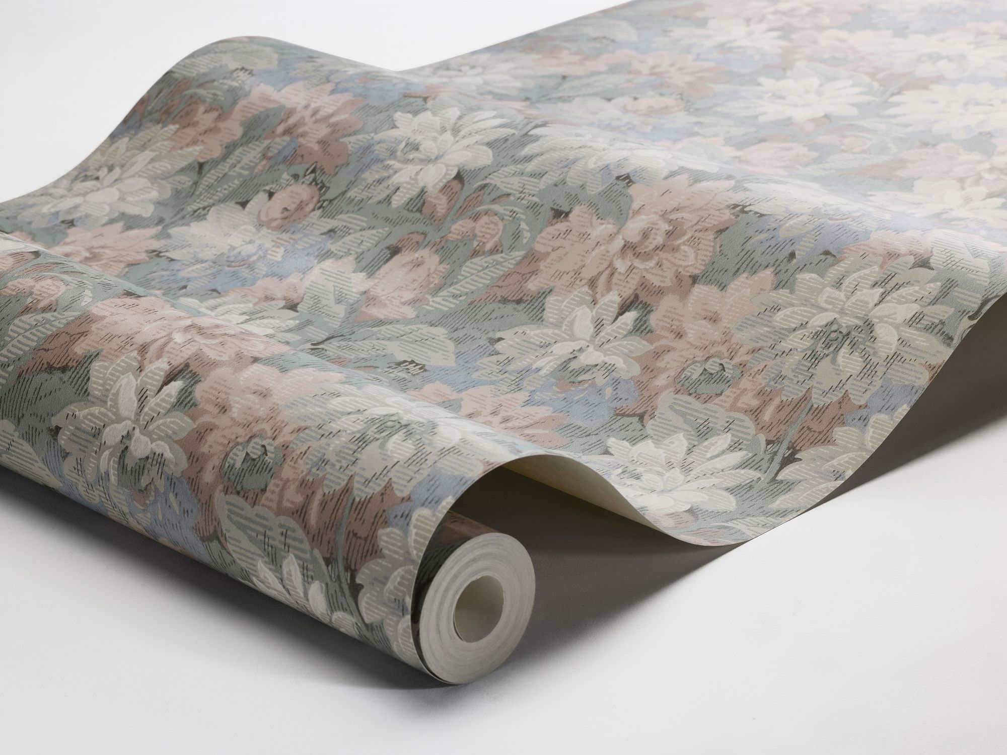 8171 Delilah Light Multi Charm Wallpaper by Boråstapeter