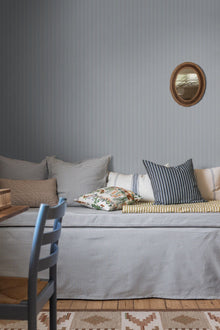 8175 Sam Light Blue Charm Wallpaper by Boråstapeter
