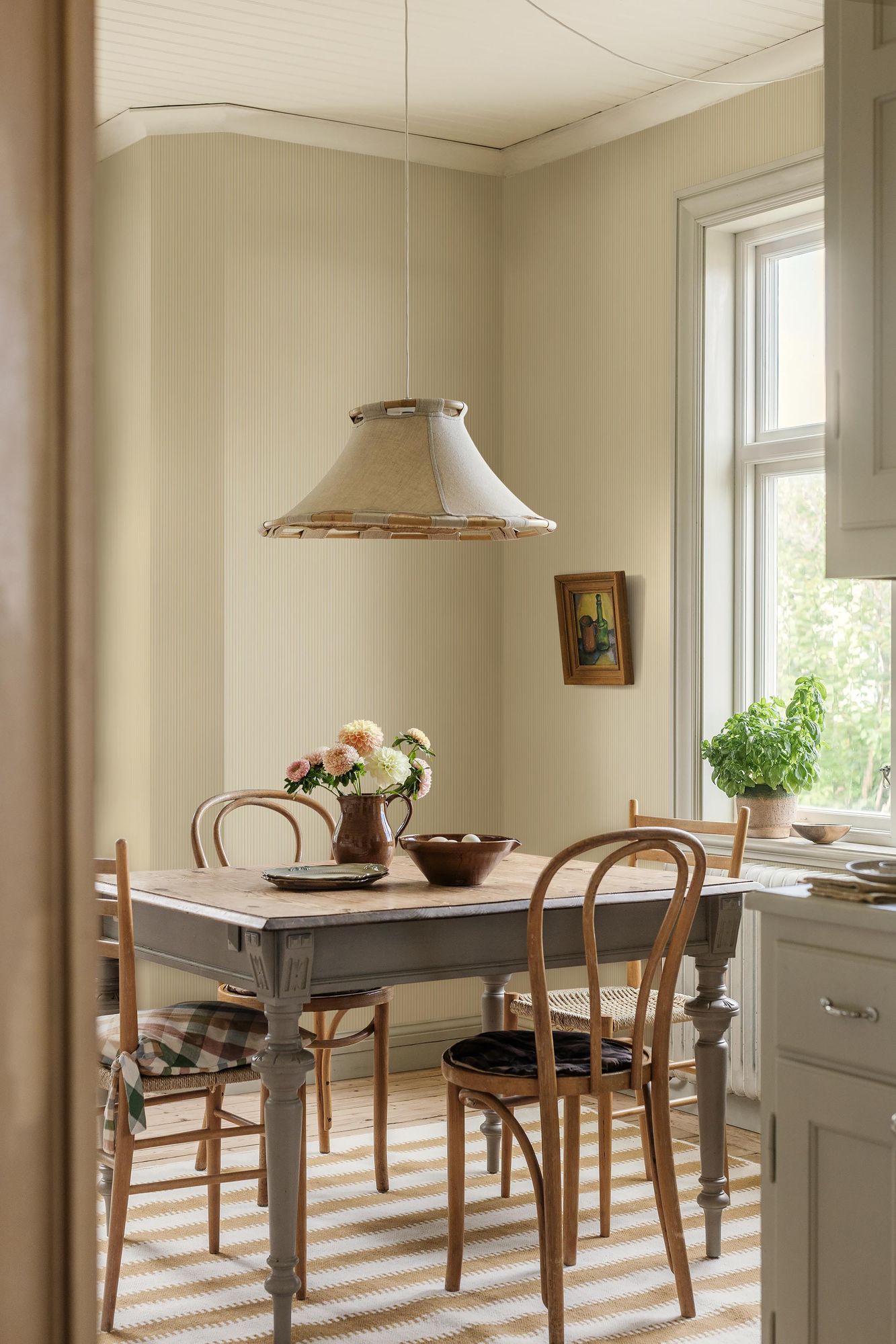 8177 Sam Light Yellow Charm Wallpaper by Boråstapeter