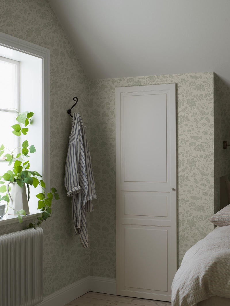 8184 Isidor Light Green Charm Wallpaper by Boråstapeter