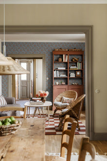 8189 Helena Light Blue Charm Wallpaper by Boråstapeter