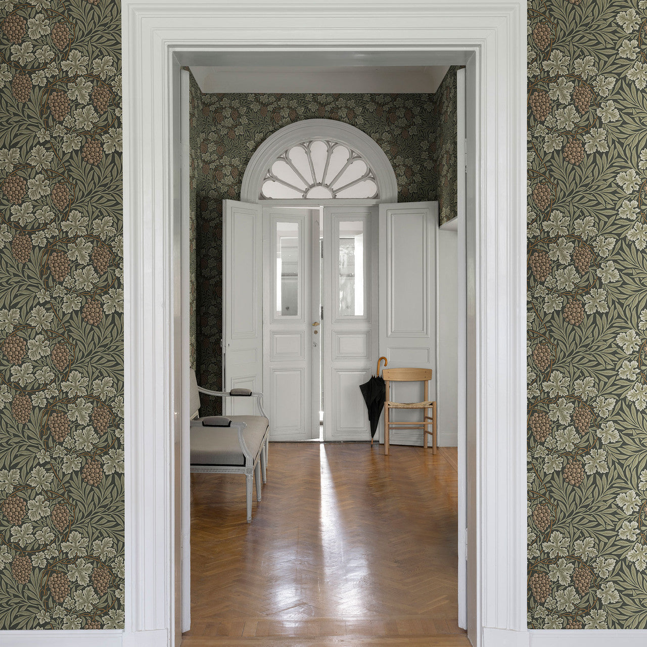 82020 Vine Hidden Treasures Black Green Wallpaper By Galerie